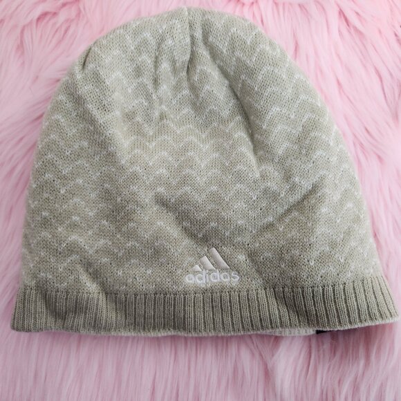 Adidas Womens OS Reversible Beanie Striped Beige White Hat Cap Climawarm - Picture 2 of 4